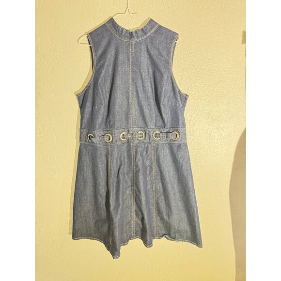 Eloquii Size 18 Sleeveless Denim Zip-Front Dress with Grommet - Picture 5 of 6